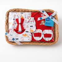 Mee Mee New Born Basket Baby Gift Set | Soft Cotton Clothing Essentials for Infants/Baby Girls, Boys | Baby Shower Clothing Hamper | 8 Pieces