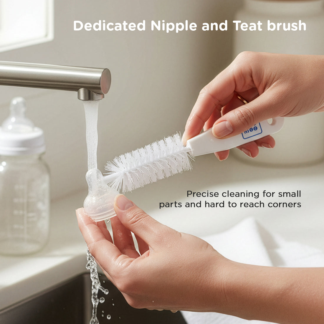 Mee Mee Nylon Bottle Brush with Nipple Cleaner | 360° Rotating Handle | High-Density Soft Bristles | BPA Free | Scratch-Free Cleaning | Non-Toxic | Easy Grip | Dishwasher Safe (White)