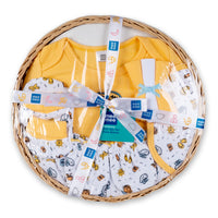 Mee Mee New Born Basket Baby Gift Set | Soft Cotton Clothing Essentials for Infants/Baby Girls, Boys | Baby Shower Clothing Hamper | 8 Pieces